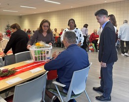 San Pedro Holiday event - horizontal