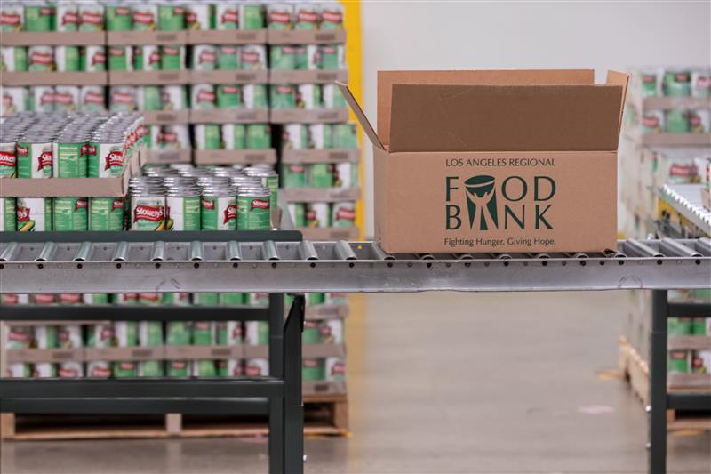 L.A. COUNTY MOBILIZES FOOD ASSISTANCE AS GOVERNMENT SHUTDOWN CONTINUES