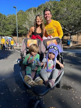 Eric Lucan with wife and 2 kids at Thanksgiving Turkey Trot