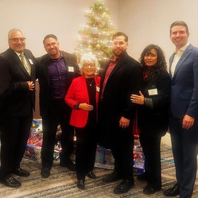Supervisor Lucan and Las Guitarras Employees at the Hispanic Chamber of Commerce of Marin Posada Event