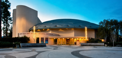 Photo of the outside of the Veteran's Memorial Auditorium