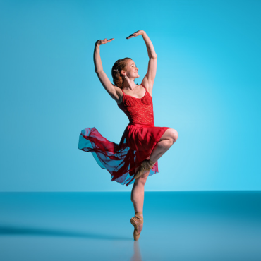 Image of a Smuin Ballet Dancer in Pose