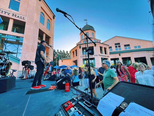 Concerts on the Plaza