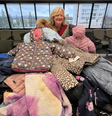 coats 2023 picture 2