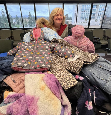 coats 2023 picture 2