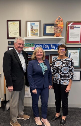 With Parkinson’s Exercise program President Jerry Miller and Vice President Kerry Keen 