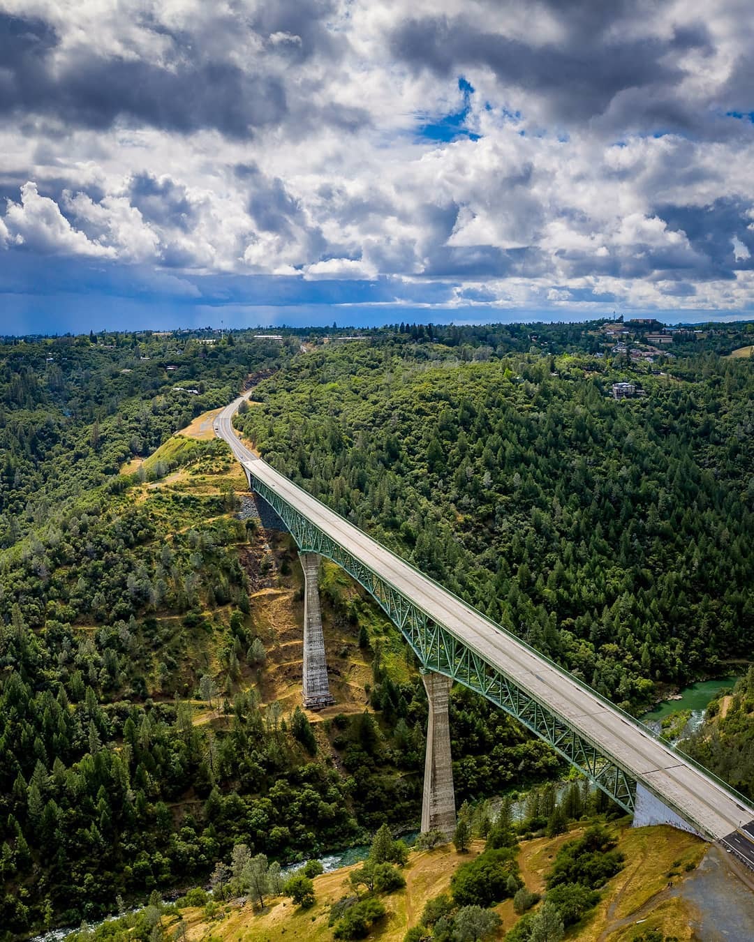 Areal photo of the Foresthill bridge over the American River. 