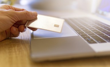 Credit-Card-Computer_Photo