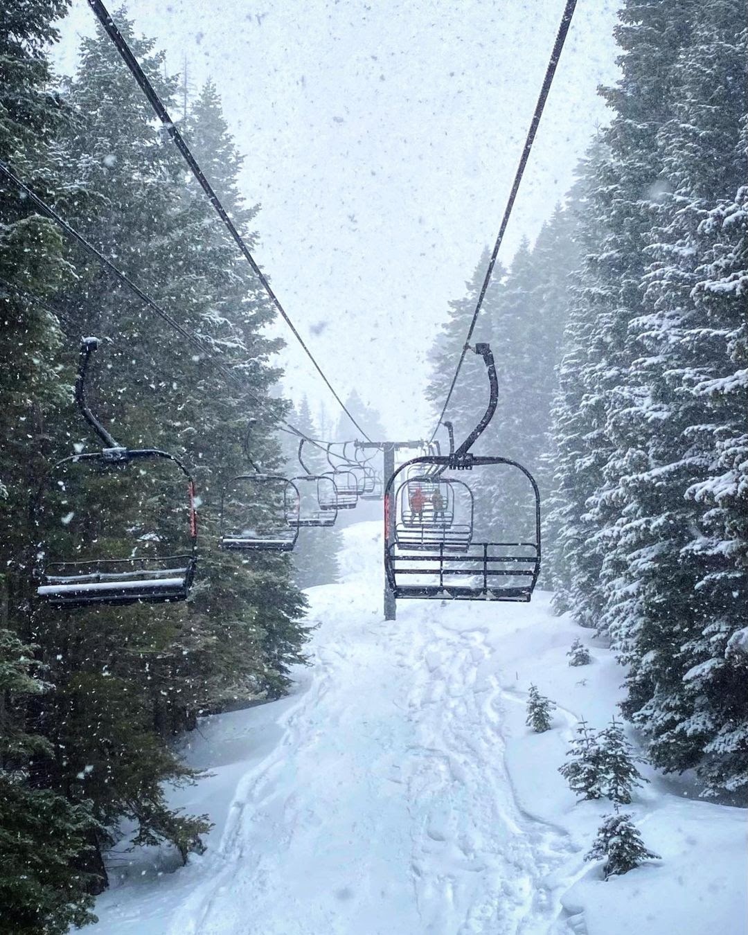 Photo of ski lift. 