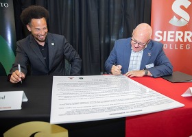 Presidents from Sac State and Sierra College sign an agreement