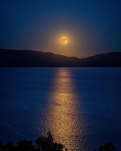 POTW - Super Blue Moon