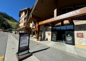 NL_Village at Palisades Tahoe 