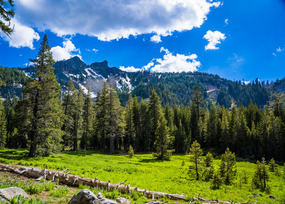 An image of twin peaks from Ward Creek.