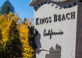 An image of the Kings Beach welcome sign along highway 28 in North Lake Tahoe. 