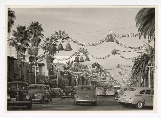Holidays downtown circa 1949