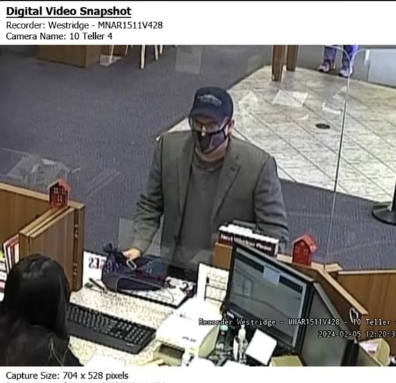 suspect photo in bank robbery