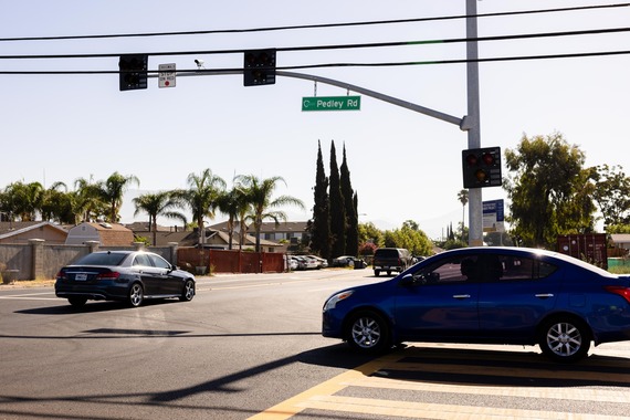 5th & Pedley Streetlights