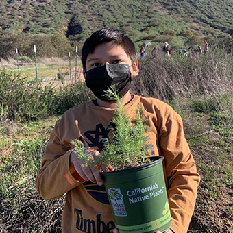 Fallbrook Land Conservancy Introduces Students to Open Space Preserves and Habitat Restoration 
