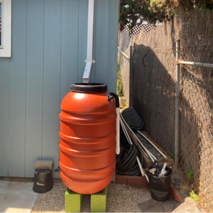 11-25_landscape and garden_ Rain Barrel_WRP