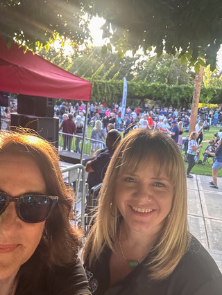 Mayor Lisa Gillmor and Vice Mayor Kelly Cox