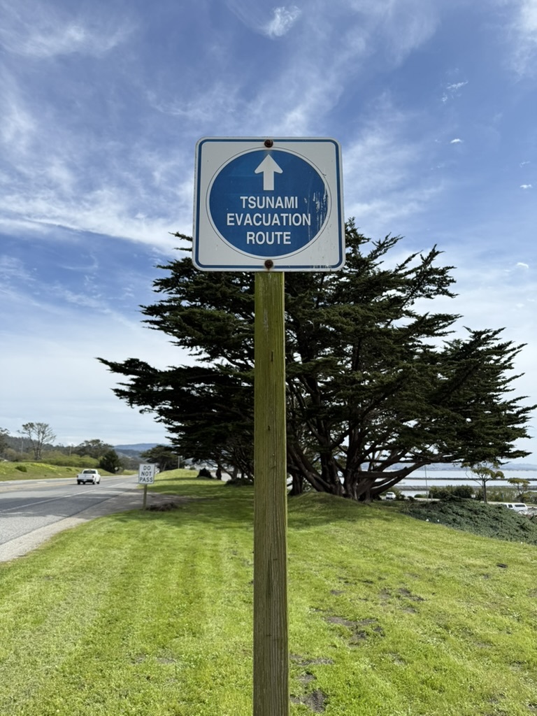 Tsunami evacuation sign