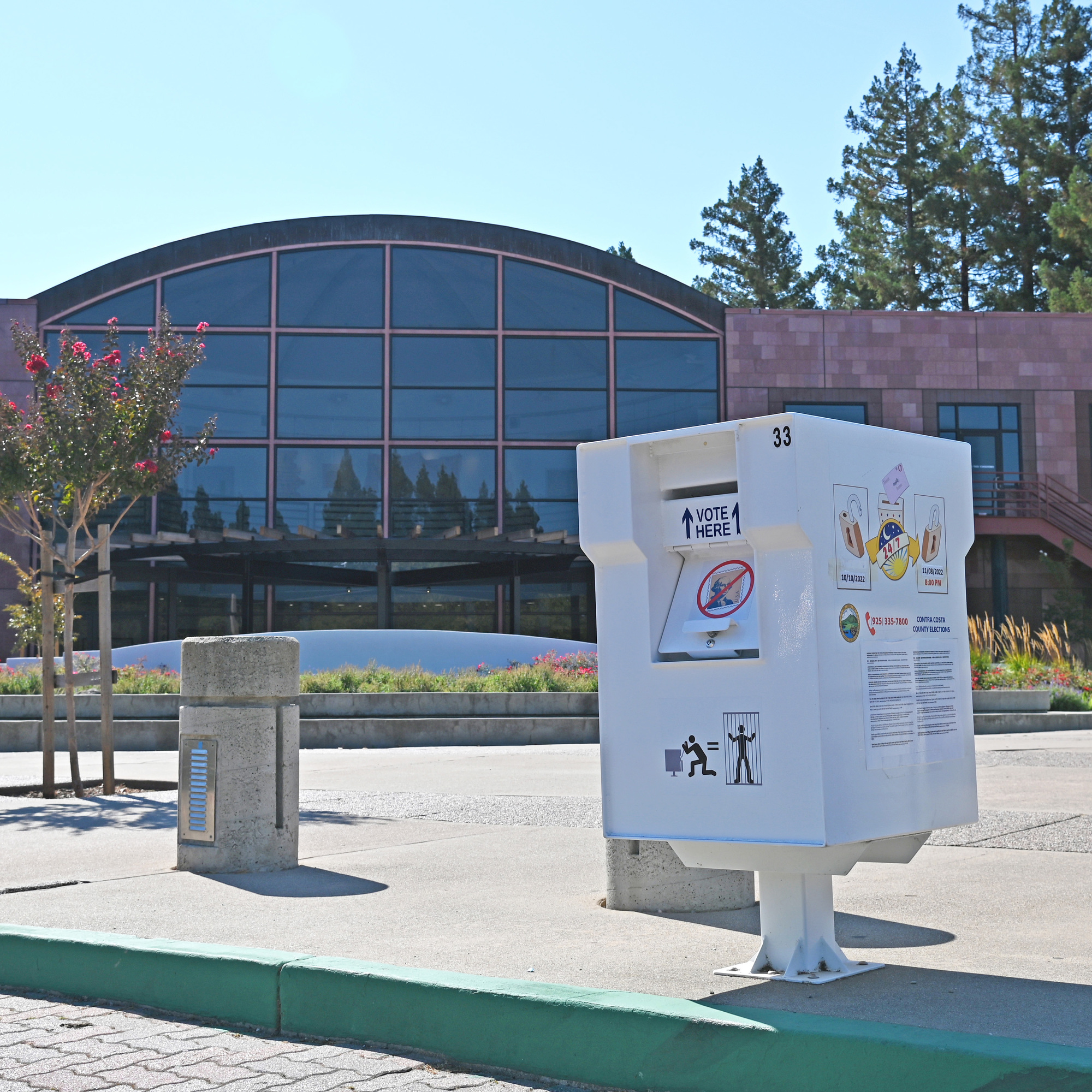 News & Info Scarecrow Scavenger Hunt, Street Sweeping, 24/7 Outdoor