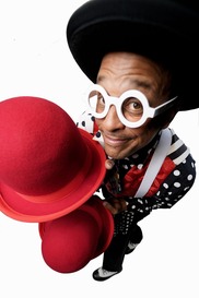 magician unique derique 