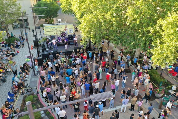 Crowd at a concert in Broadway Plaza