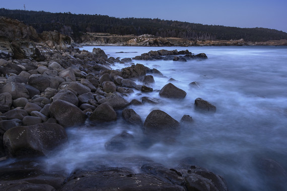 Salt Point SP (waves around rocks) 090-P111425