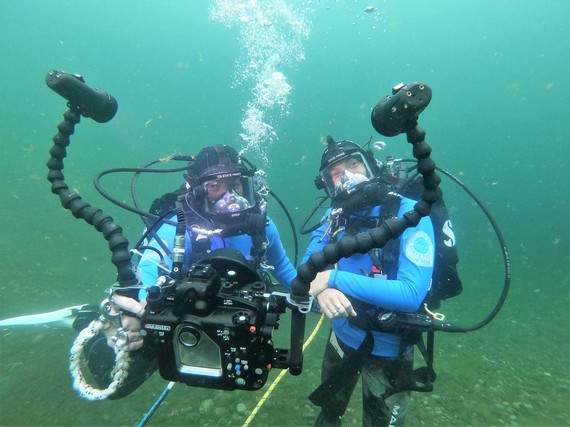 NCRD Live Dive (LiveDivePhoto2 Erika and Angie)