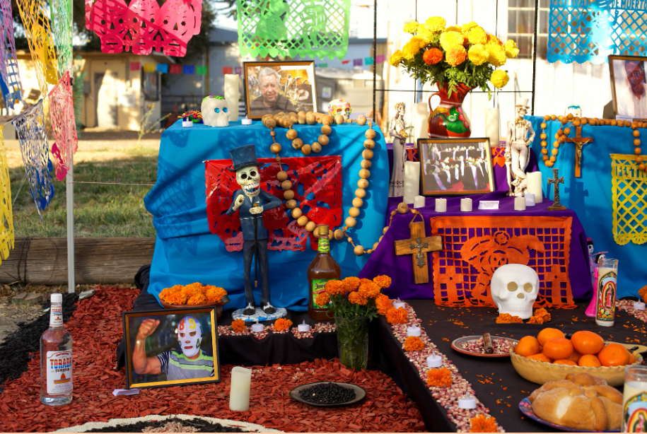 Photo of an ofrenda in a Dia de los Muertos celebration