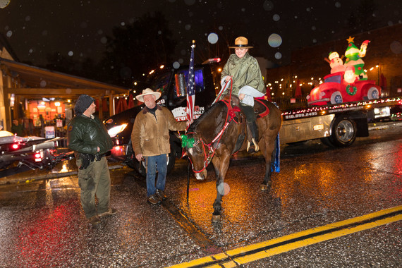 Auburn SRA_light parade