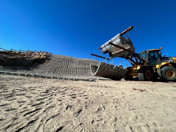 Hungry Valley SVRA (4x4 1)