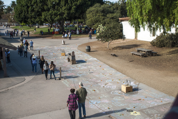 Dia de los Muertos chalk art (photo from Megan)