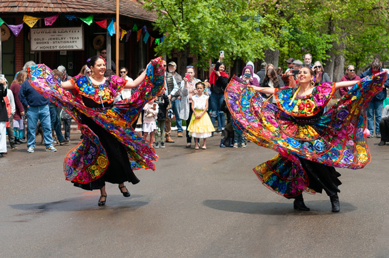CA Arts in the Parks (cinco de mayo at Columbia SHP)