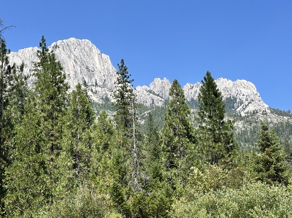 Castle Crags SP_view from Castle Creek