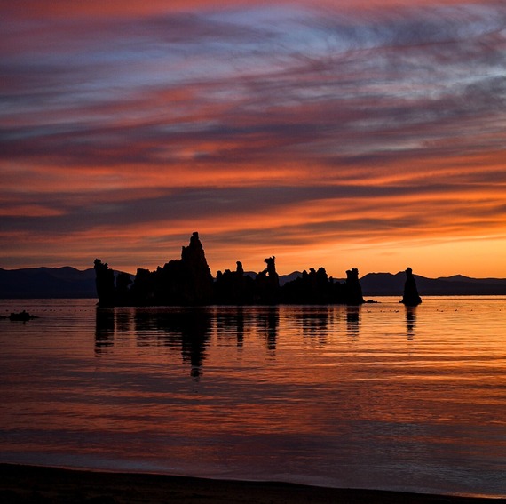 Mono Lake Tufa State Natural Reserve  Cloudy Sunrise Park