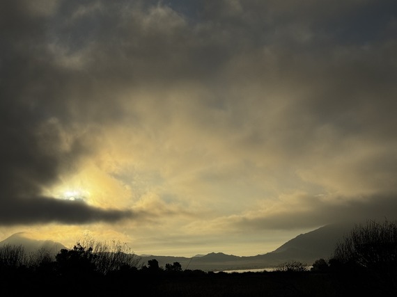 Lake Perris State Recreation Area  The sun rises and the park awakens. 