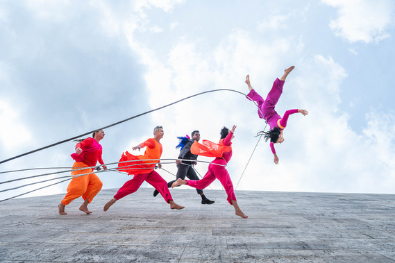 Project BANDALOOP in Oakland Art in California Parks Grantee