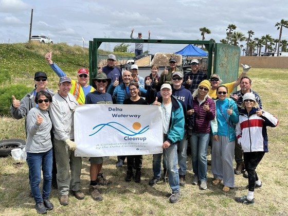 Volunteers at the Sherman Island spring cleanup
