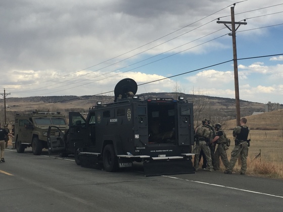 17-1698 SWAT Barricade 2