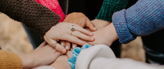 hands holding together 