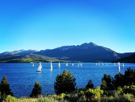 boats on the reservoir 