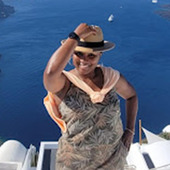 Headshot of Yolanda Greer.