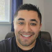 Headshot of Carlos Garcia