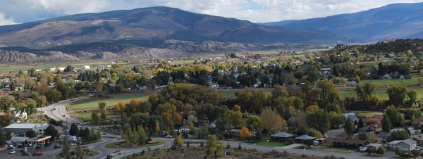 Town of Gypsum photo from North side of I-70