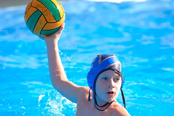 Kid playing water polo