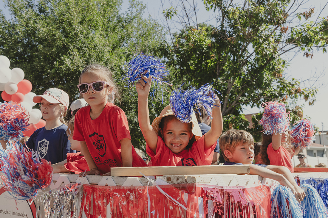 Kids on a float in the 2026 Louisville Labor Day Parade