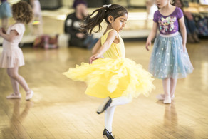 :Little girl dancing