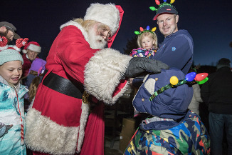 Santa meets children
